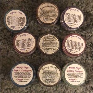 Fyrinnae pigments